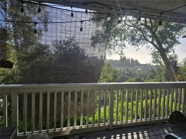 Building Photo - 545 S Ranch View Cir