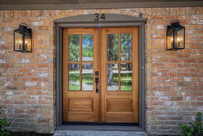 Building Photo - 34 Brushwood Ct