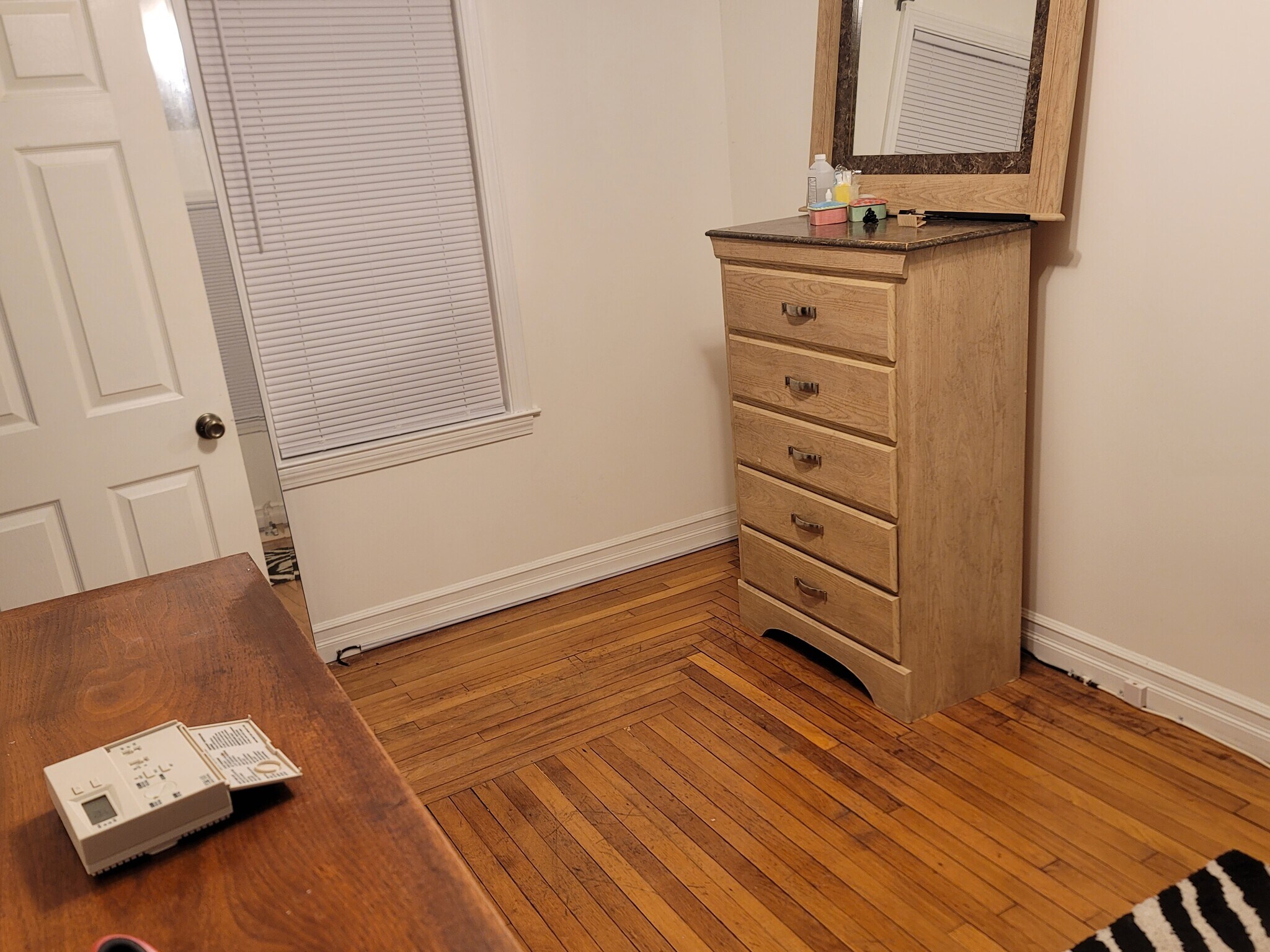 Building Photo - 94 Gill St