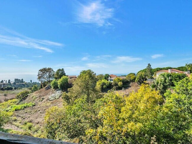 Building Photo - 29600 Island View Dr