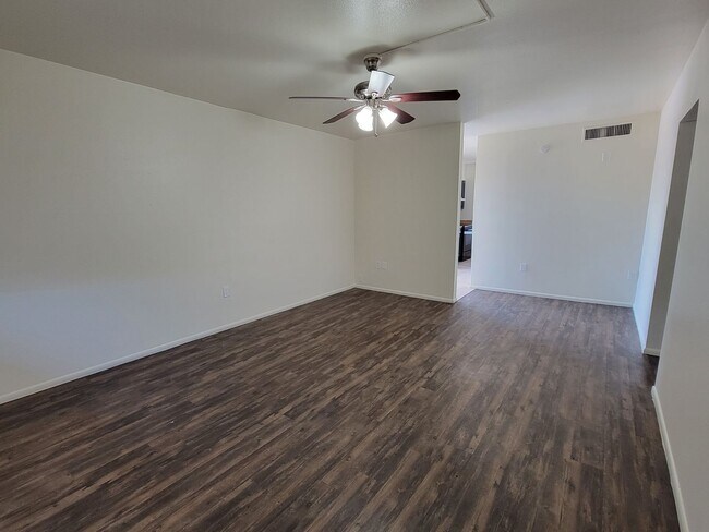 Interior Photo - The Harper