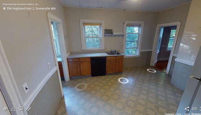 Building Photo - 296 Highland Ave