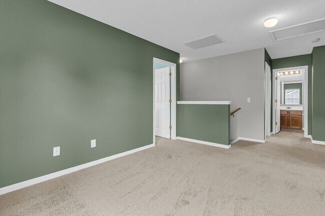 Building Photo - 403 Dovetail Cir