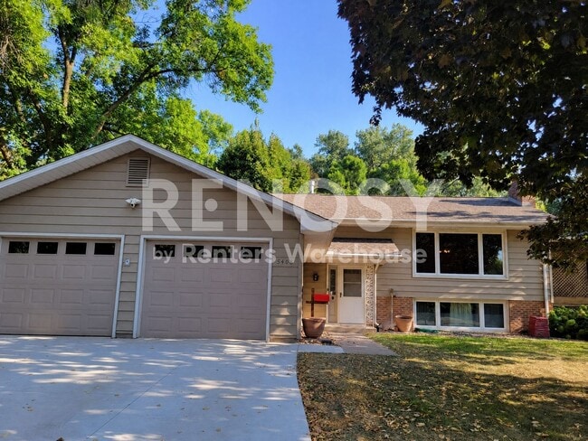 Building Photo - 5408 Creek View Ln