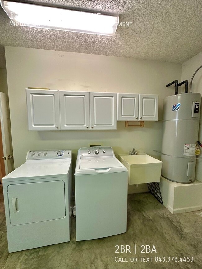 Building Photo - 1 Pomegranate Ln