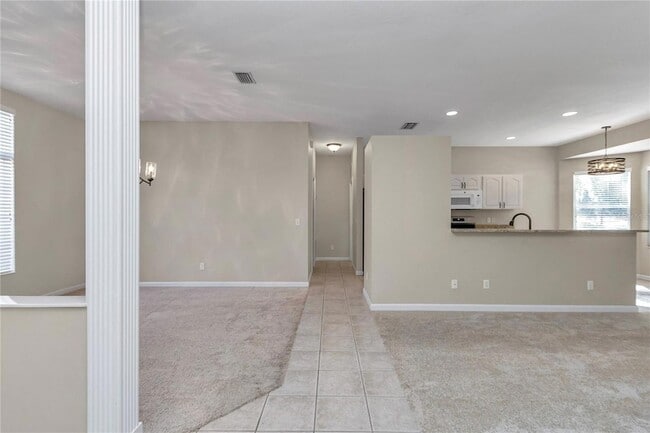 Building Photo - 2022 NW 58th Ct