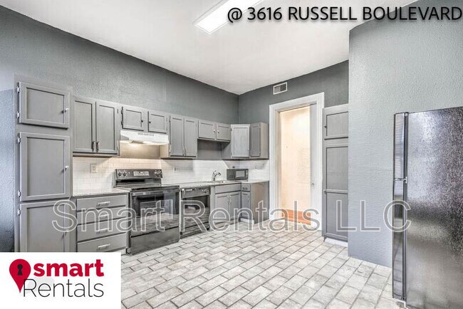 Building Photo - 3616 Russell Blvd