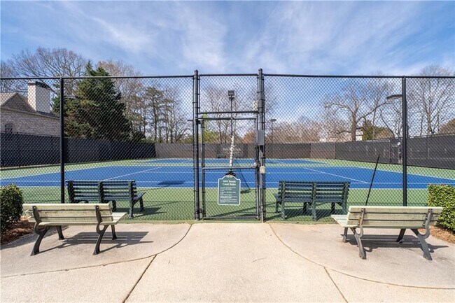 Building Photo - 3308 Fieldwood Dr SE