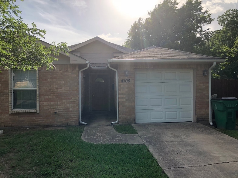 Building Photo - 4108 Johnson St