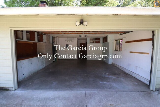 Building Photo - 20540 NW Highland Ct