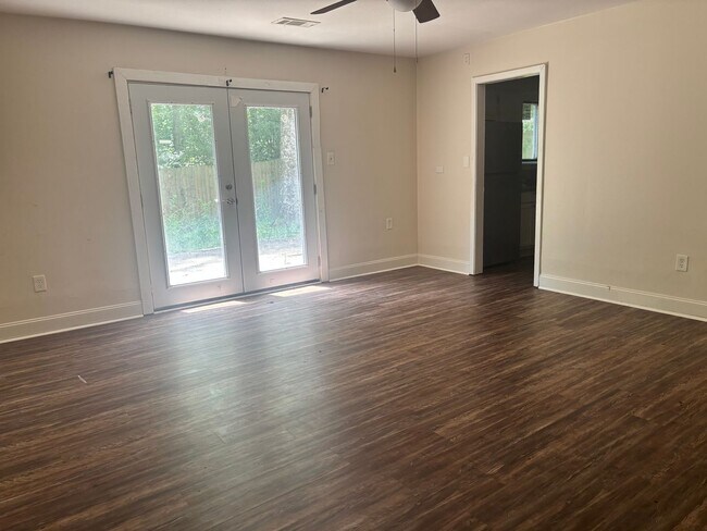 Building Photo - 120 Paso Cove