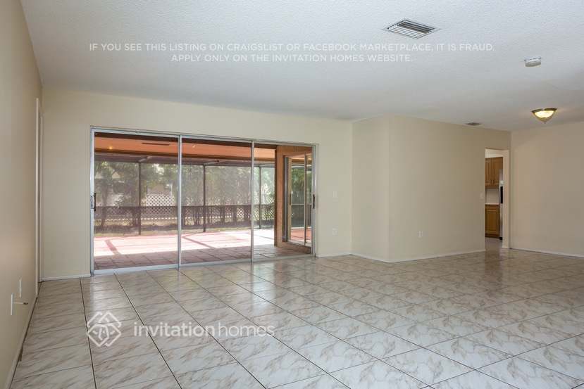 Building Photo - 11860 NW 29th Pl