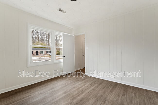 Building Photo - 38 Ocala Ln