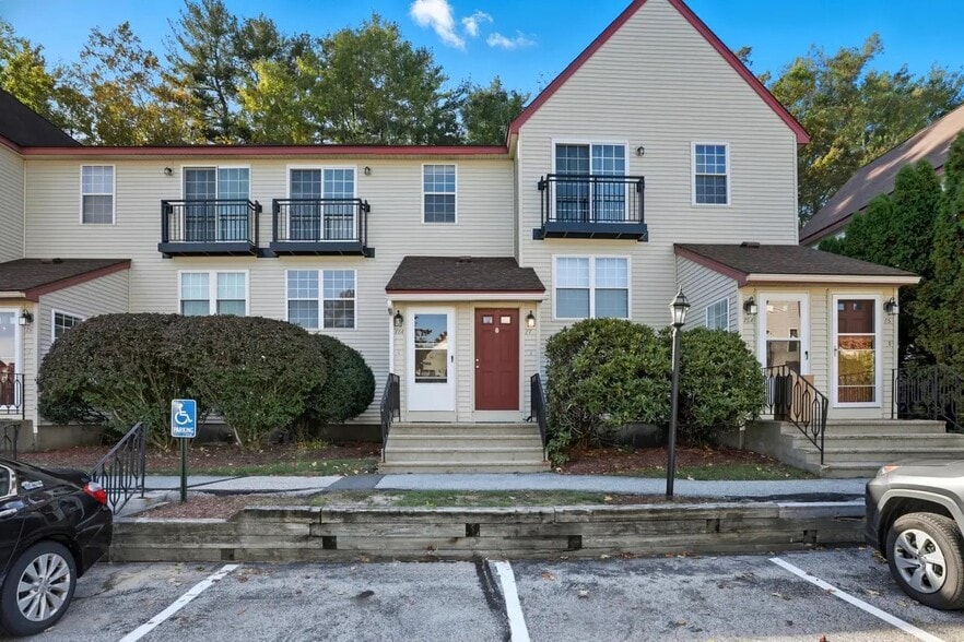 Primary Photo - 77 East Ridge Rd