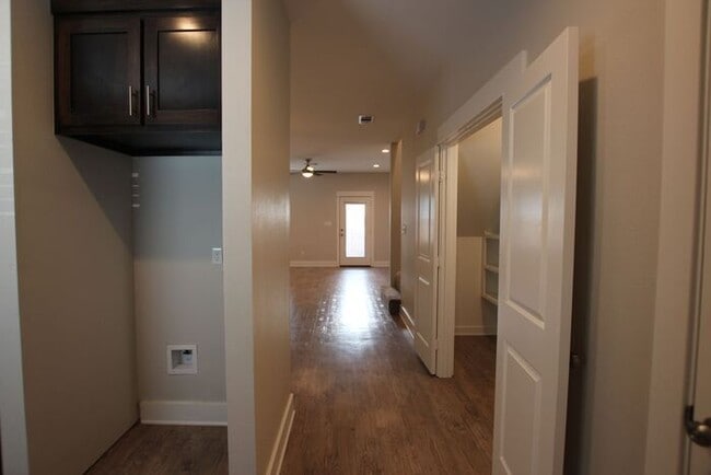 Building Photo - Coming Soon! 2 Bedroom 2.5 Bath Townhome a...