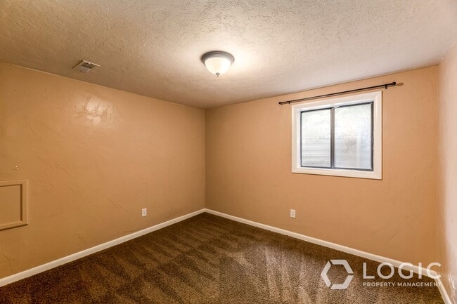 Building Photo - 756 E 8280 S
