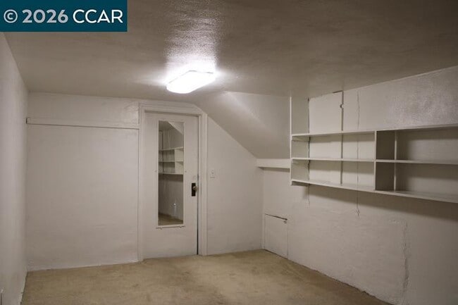 Building Photo - 508 Civic Center St