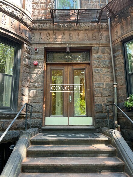 Building Photo - 379 Commonwealth Ave