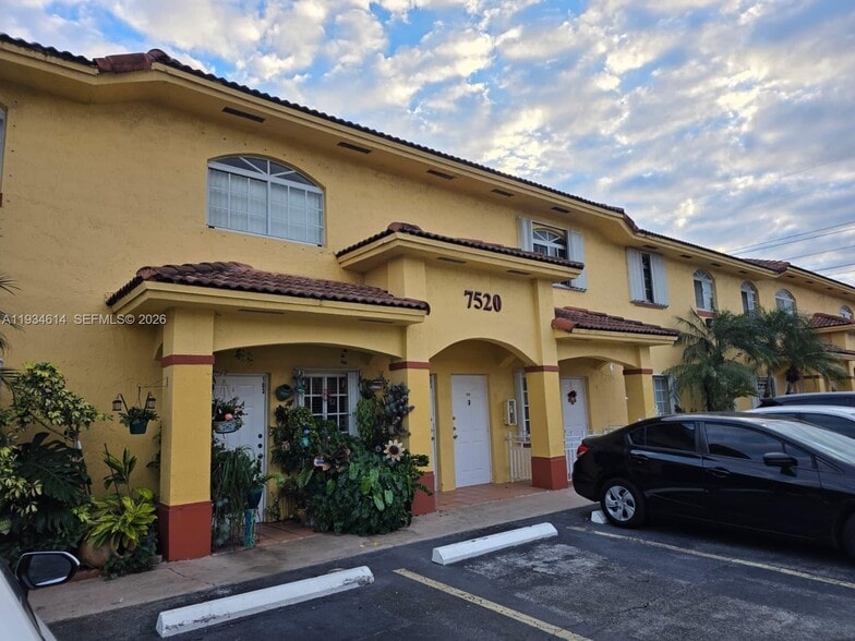 Building Photo - 7520 W 20th Ave