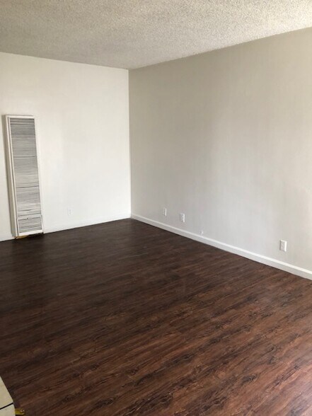 Building Photo - 4704 W 173rd St