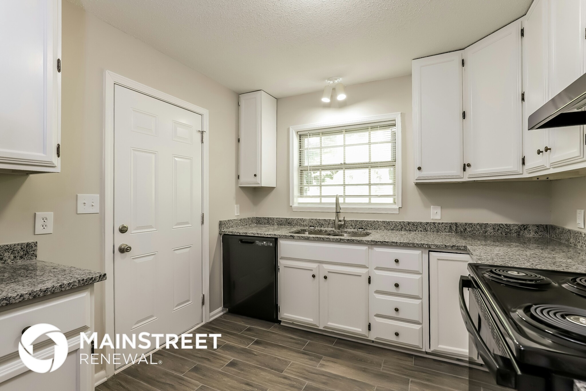 Building Photo - 4123 Hazel Nut Dr