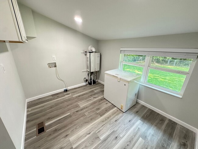 Building Photo - Home for rent in Springville