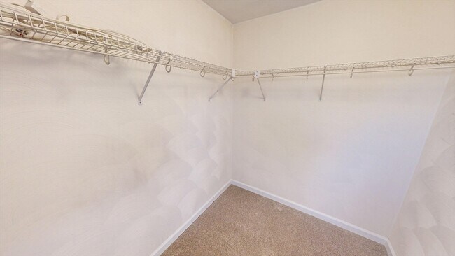 Building Photo - 95 Pleasant St