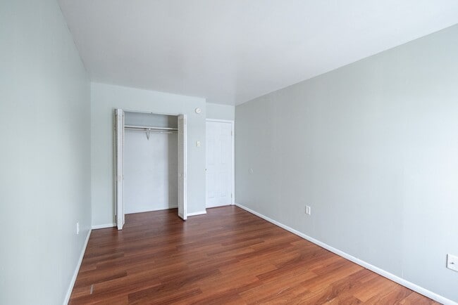 Building Photo - 50-62 East Street - 3B