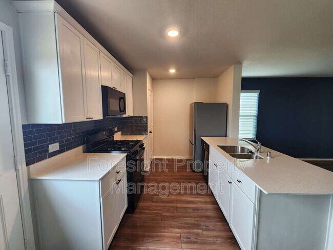 Building Photo - 14428 Cloudview Way