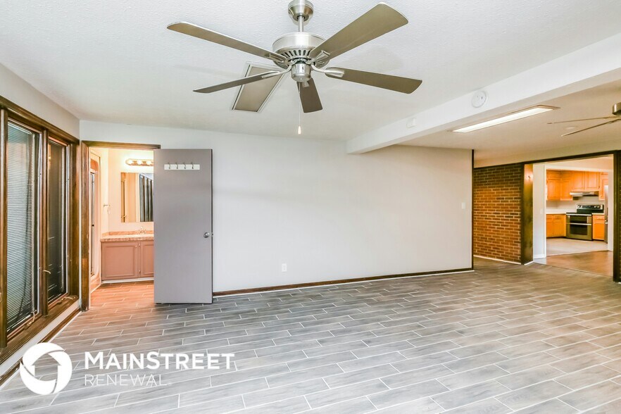 Building Photo - 2309 Stephens Cir