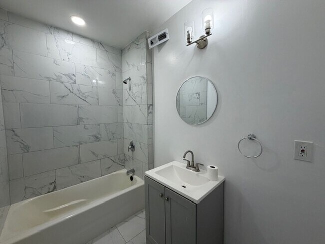 Building Photo - 3956 Pennsylvania Ave