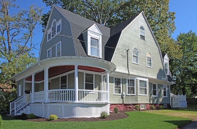 Building Photo - 62 Whitney St