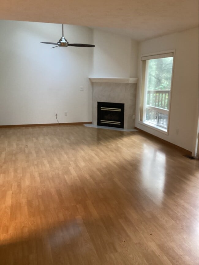 Building Photo - 96 NW 33rd Pl