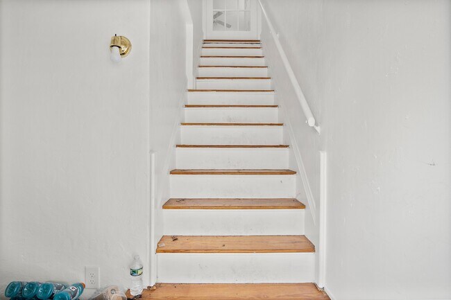 Building Photo - 226 Canal St