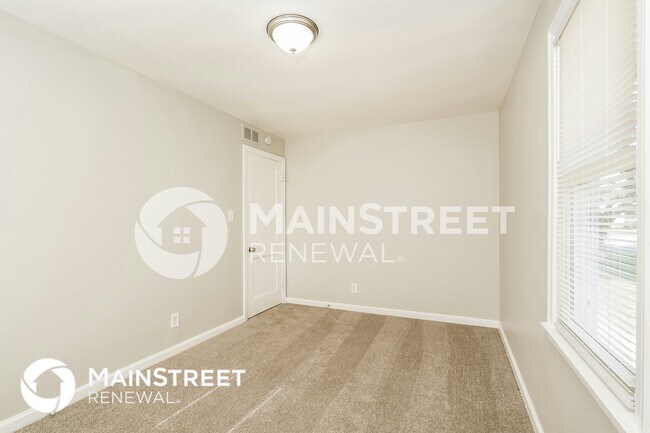 Building Photo - 5501 Rawles Ave