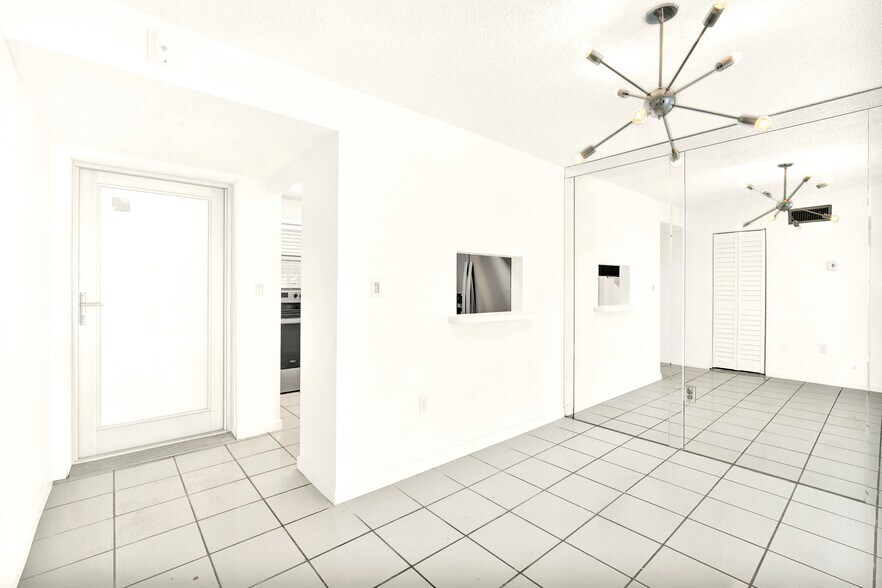 Building Photo - 1428 Euclid Ave