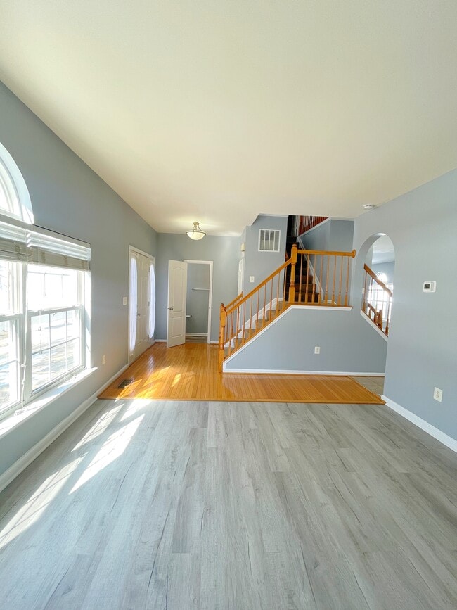 Building Photo - 2776 Bismark St