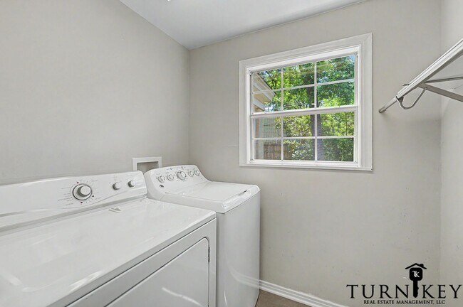 Building Photo - Vintage Charm Meets Modern Comfort Fully Updated 1942 Home in Fort Worth's Ridglea Area