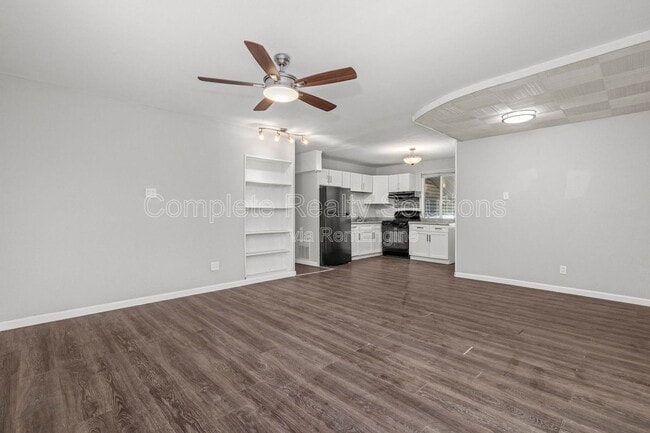 Building Photo - 2234 Berwyn Dr