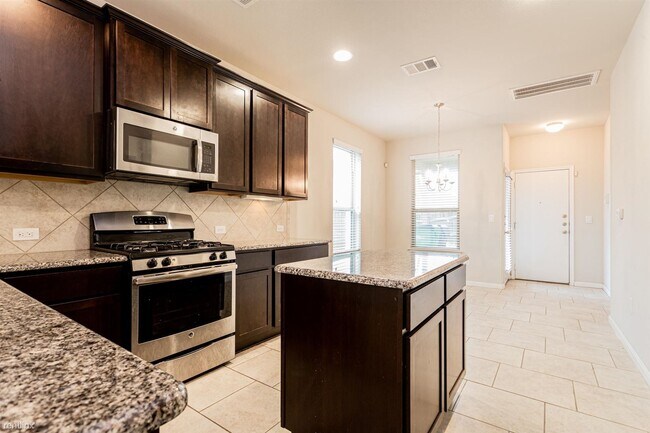 Building Photo - 4 br, 2.5 bath House - 605 AllensCreek Way