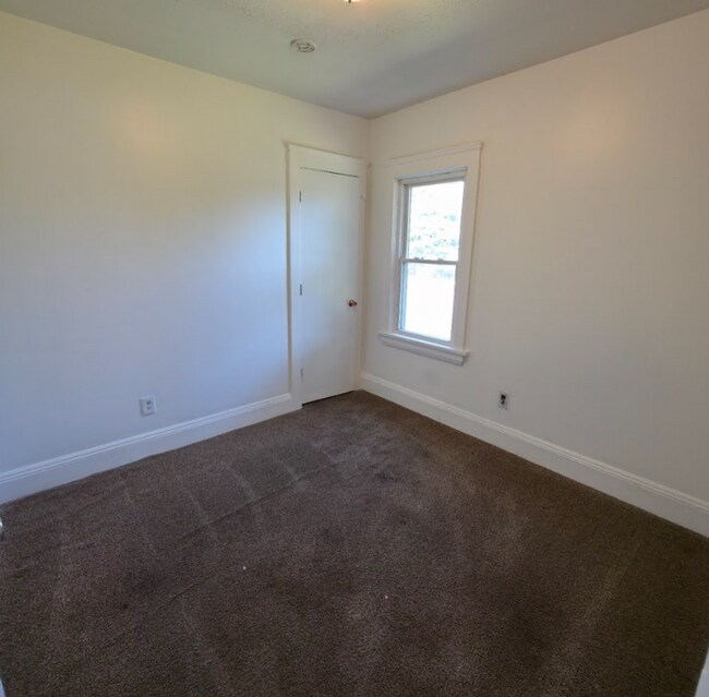 Building Photo - 3167 W 115th St