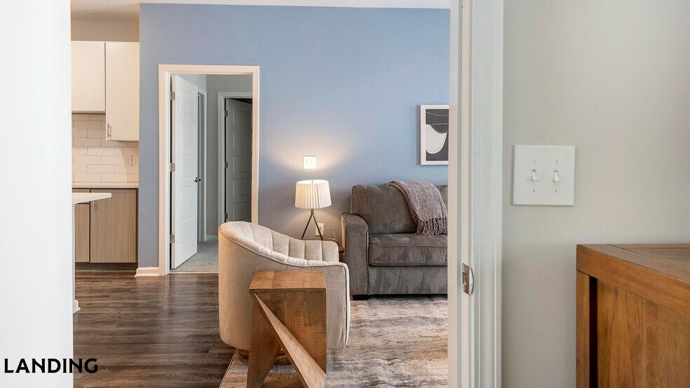 Building Photo - 5340 Periwinkle Hl Ave