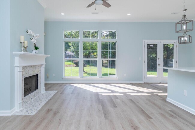 Building Photo - 9300 Greythorne Way