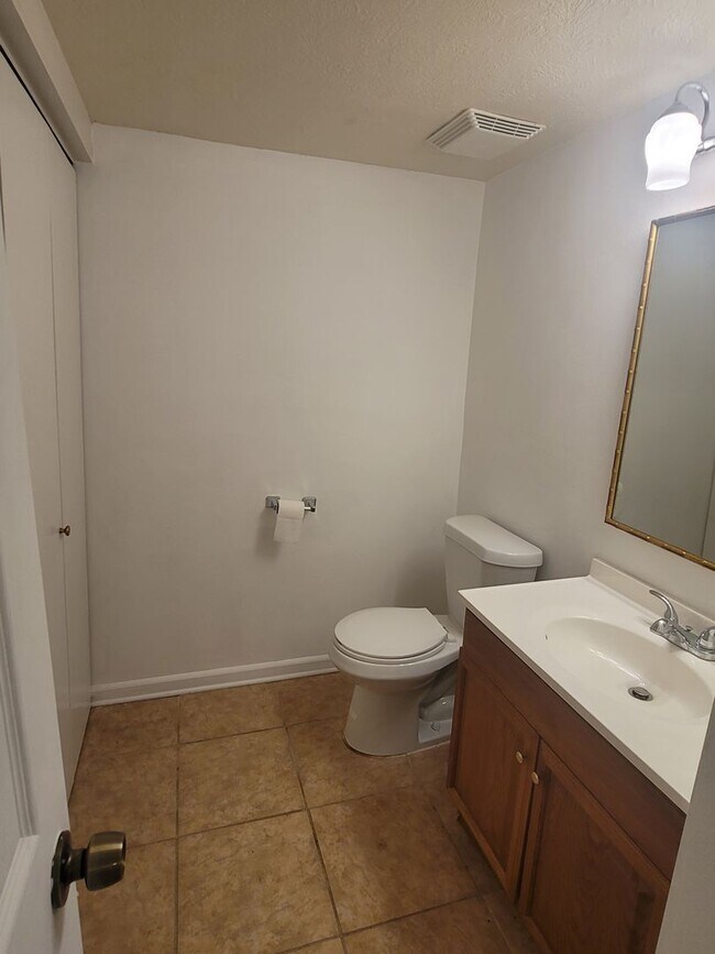Building Photo - 7523 Beaudelaire Cir
