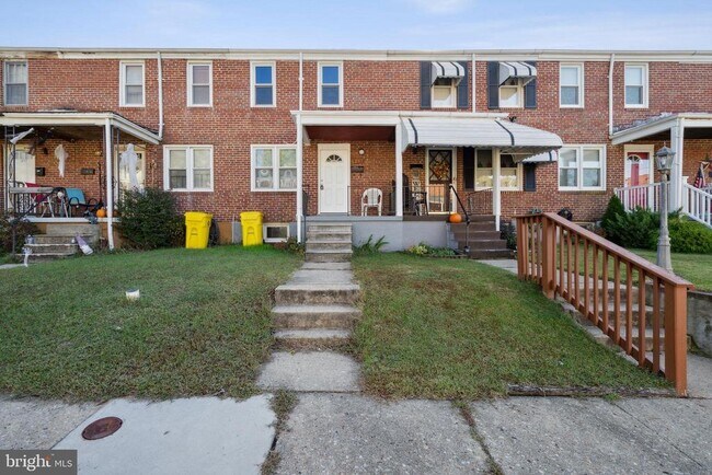 Building Photo - 413 Rogers Ave