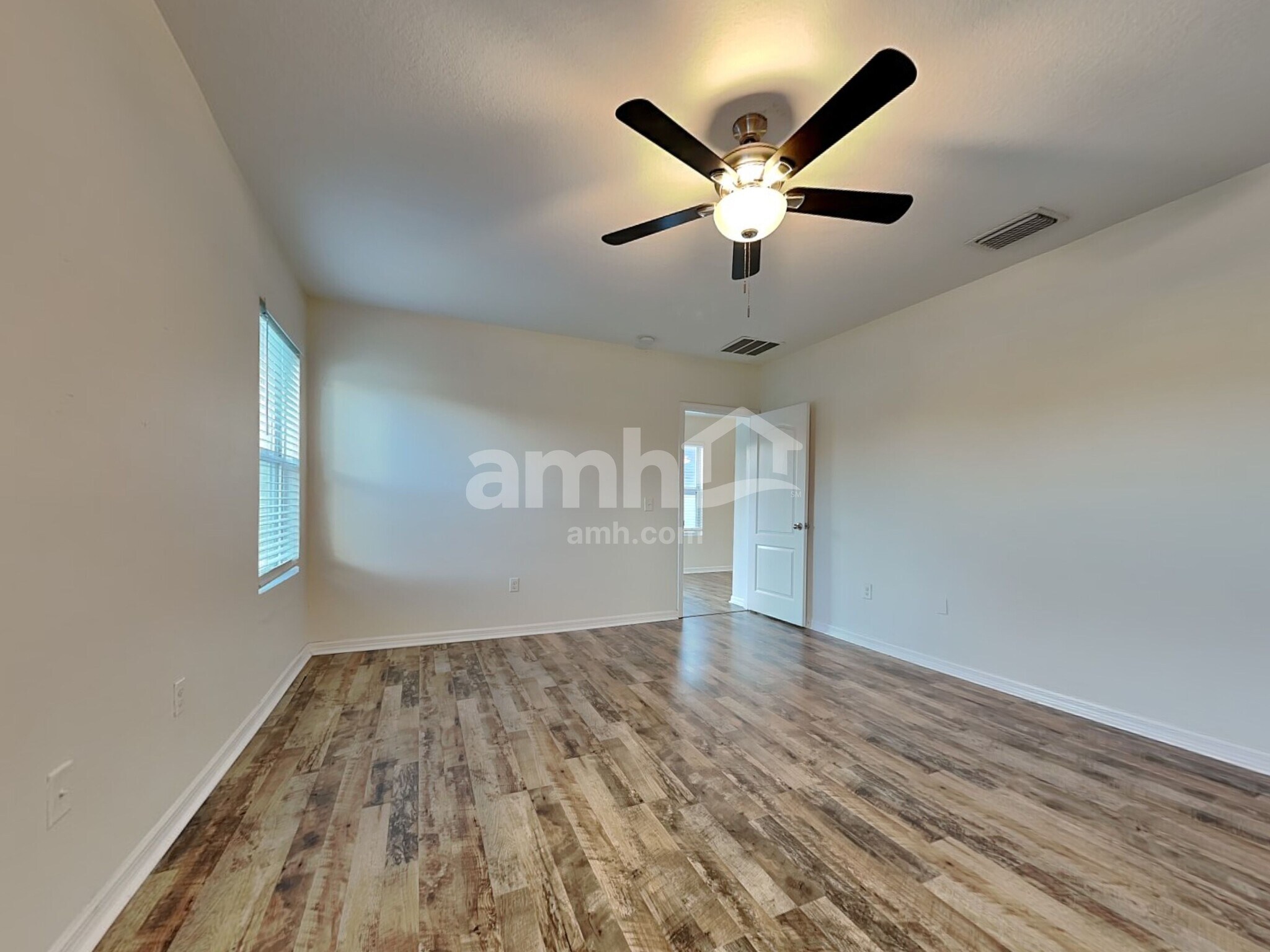 Building Photo - 3825 Crystal Dew St