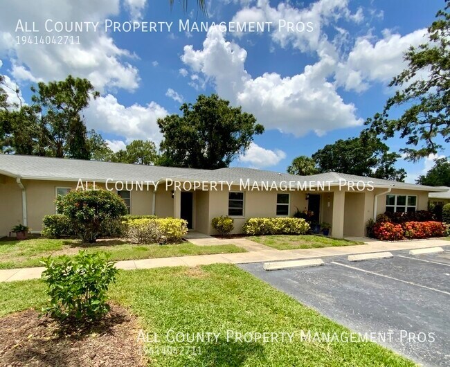 Primary Photo - 7060 W Country Club Dr N