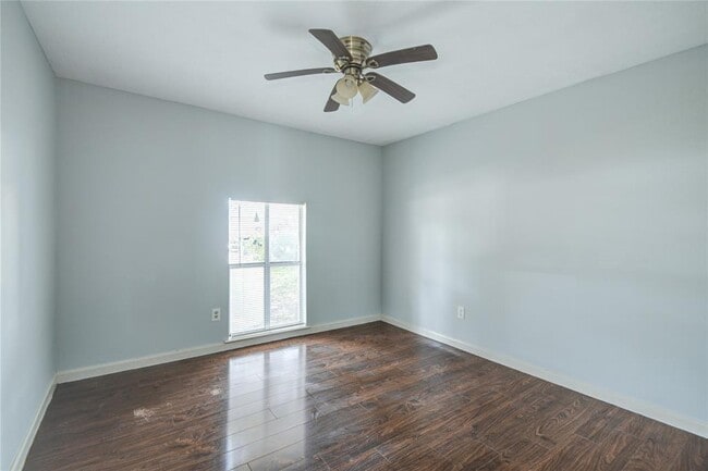 Building Photo - 11427 Newbrook Dr