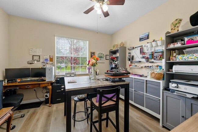 Building Photo - 12313 Eagle Swoop Pl