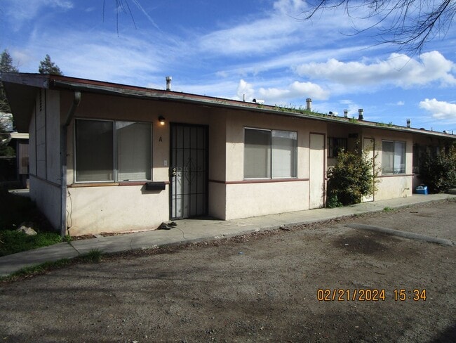 Primary Photo - 503 30th St
